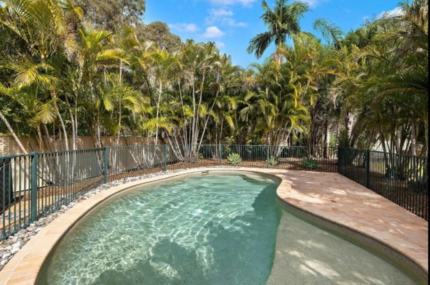 Thorneside Seaside Dream Home Near The Blue Sea Birkdale 0*,  Australia